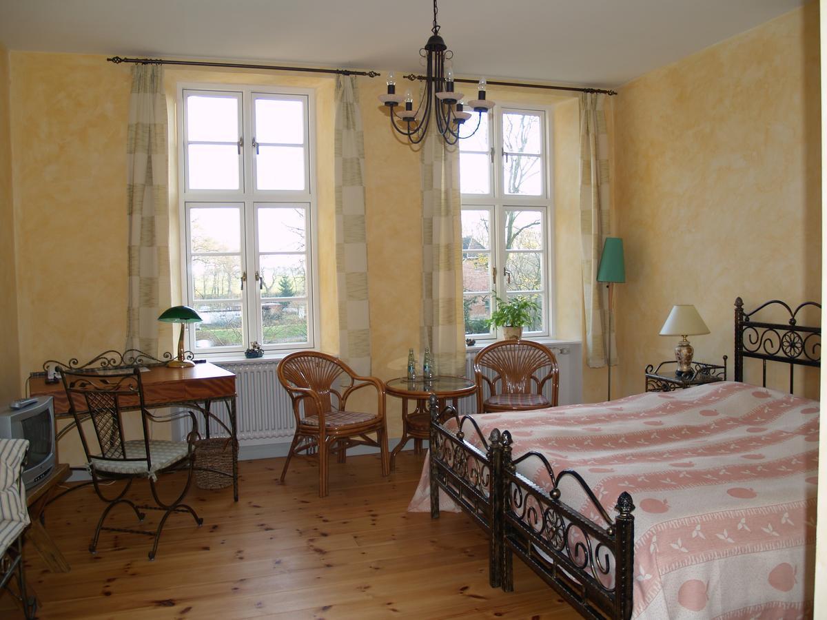 Landhaus Schloss Koelzow Kolzow 外观 照片